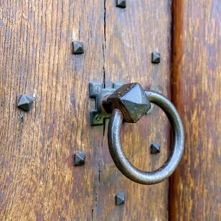 Le Du Château - Domaine Des Trois Tilleuls Hébergement de vacances *